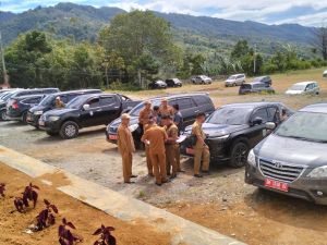 Mendata Ulang Aset, Mobil Dinas Dikumpulkan di Kantor Bupati Kerinci 